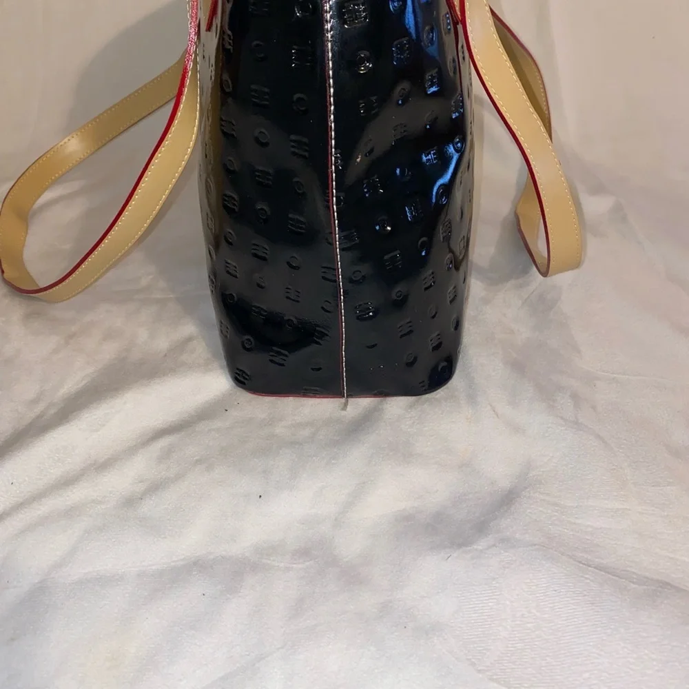 Arcadia patent leather